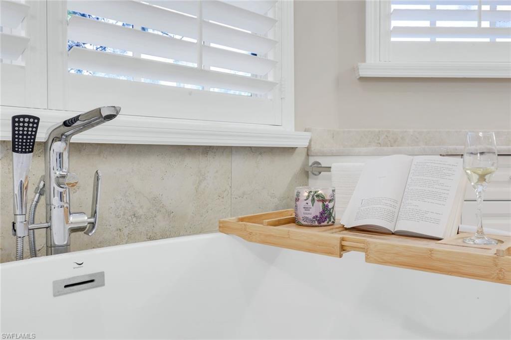 SAN CARLOS ESTATES - Residential