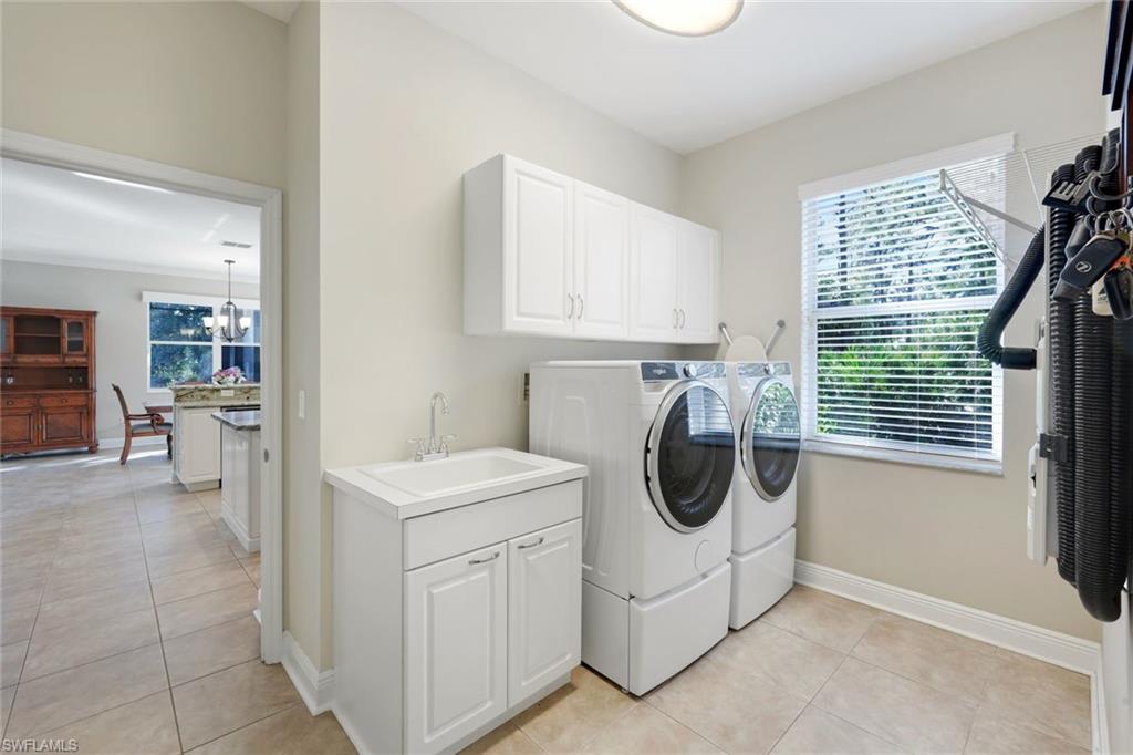 SAN CARLOS ESTATES - Residential