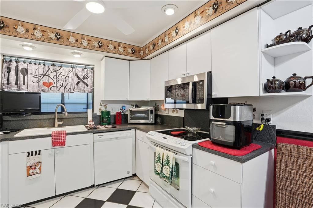 COURTYARDS OF CAPE CORAL NORTH - Residential