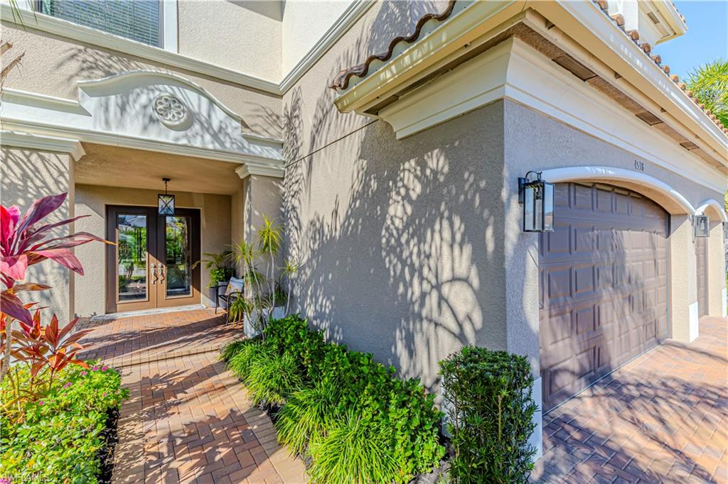 4538 Kensington CIR