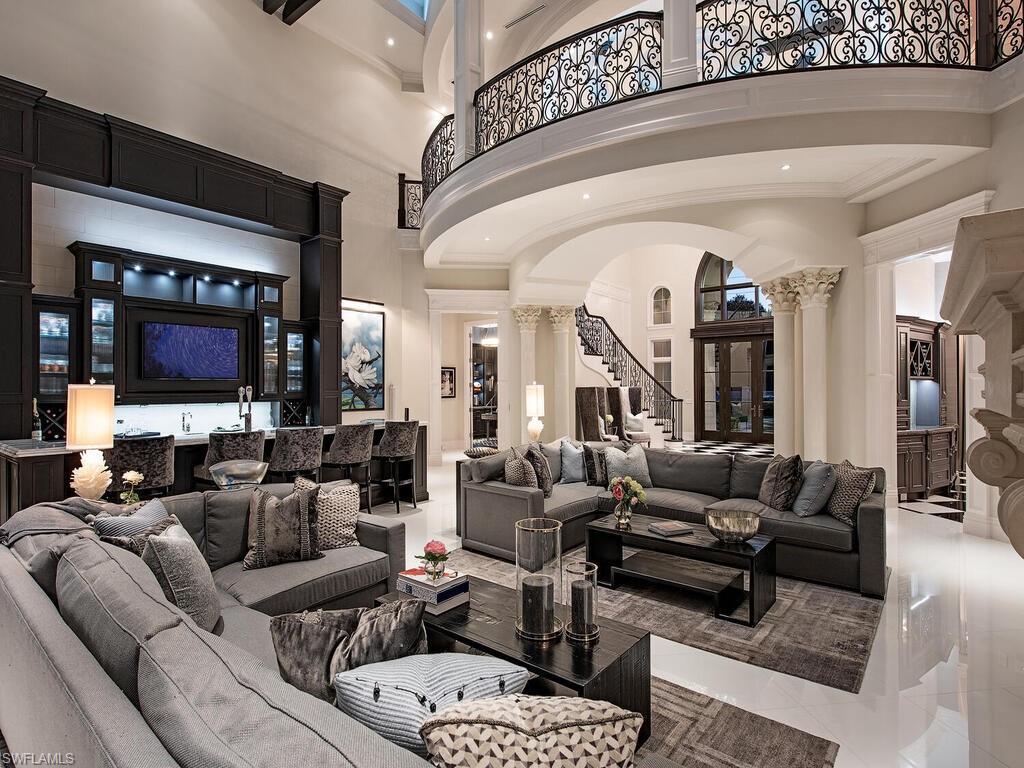 PINE RIDGE - Residential