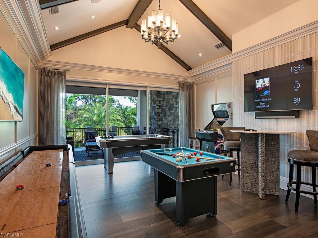 PINE RIDGE - Residential