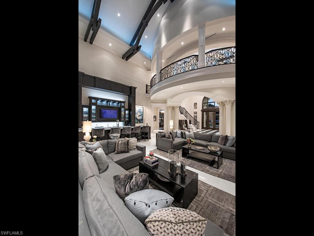 PINE RIDGE - Residential