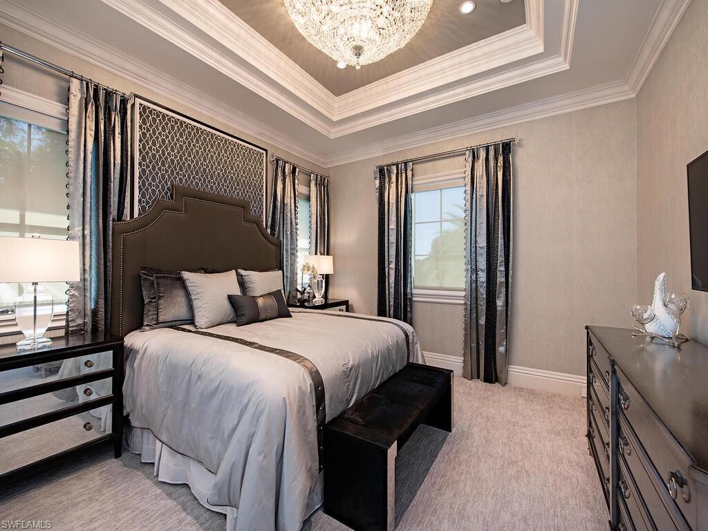 PINE RIDGE - Residential