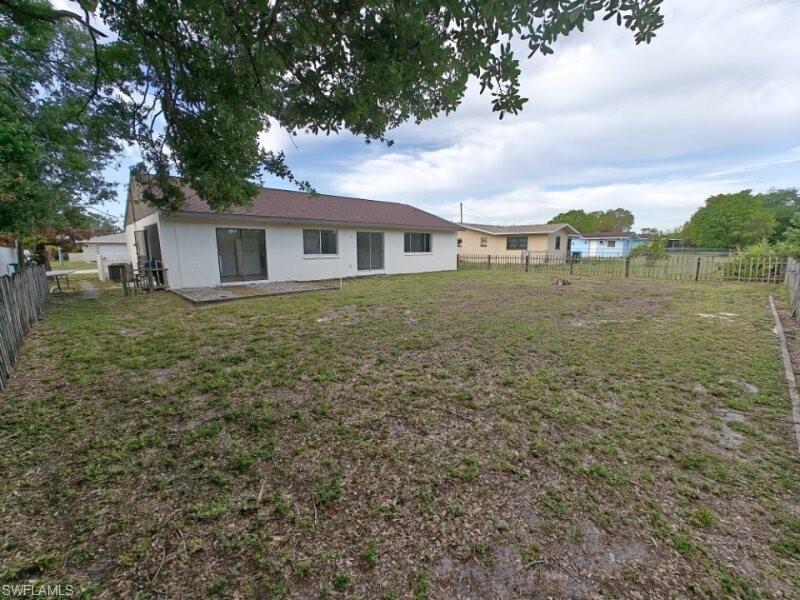 CAPE CORAL - Residential