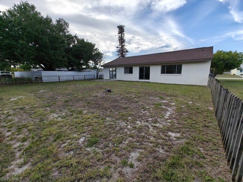 CAPE CORAL - Residential