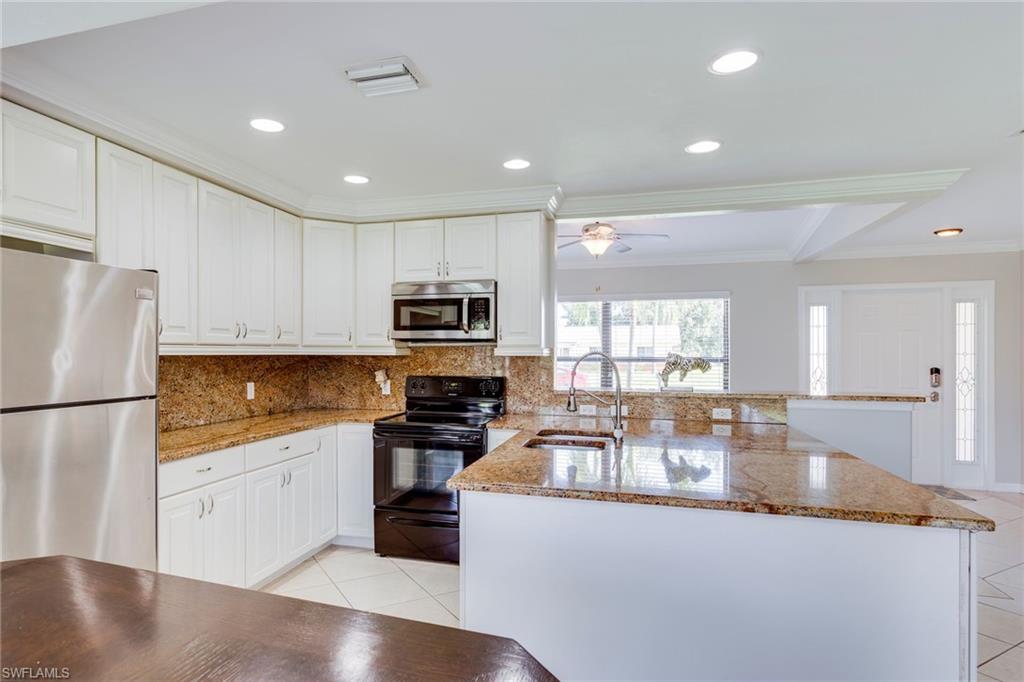 GOLDEN GATE CITY - Residential