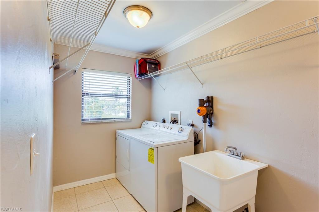 GOLDEN GATE CITY - Residential