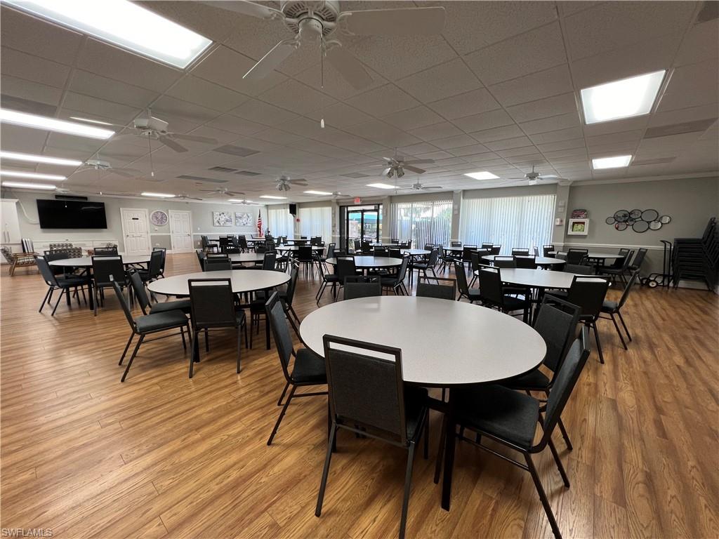 FAIRWAYS AT PAR FOUR - Residential