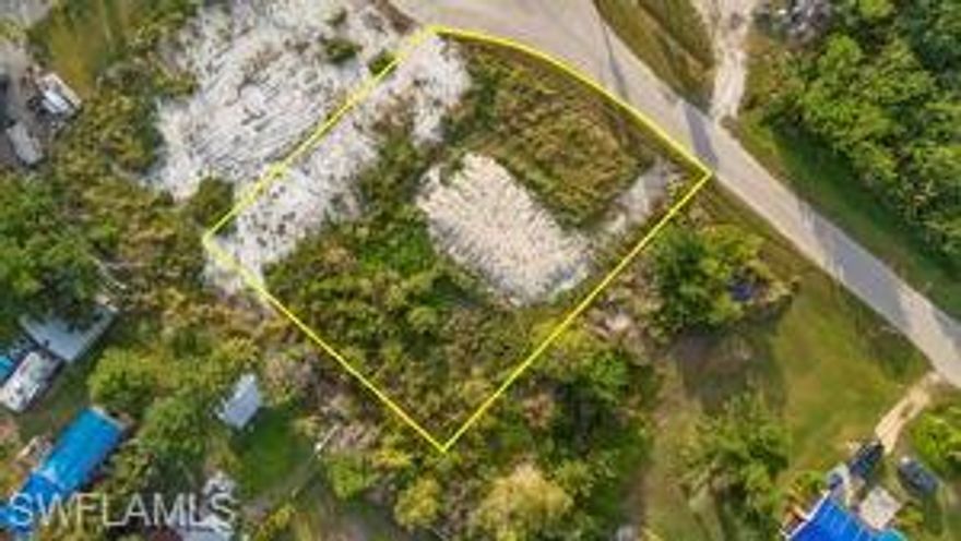 Fantastic opportunity! Nestled on a quiet, cul de sac street, this prime piece of land is ready for your dream home or investment property. This lot has already been cleared and filled, giving you a head start for construction, saving   you time, effort...and money! You'll find nearby amenities, shopping, markets, world class fishing, boat ramps, local restaurants and attractions here. Whether you're looking to relax and unwind or explore the local sights and outdoor adventures, this property offers the perfect balance of laid back serenity and convenience. Enjoy the best of both worlds—your own private oasis, just a short drive away from everything you need!