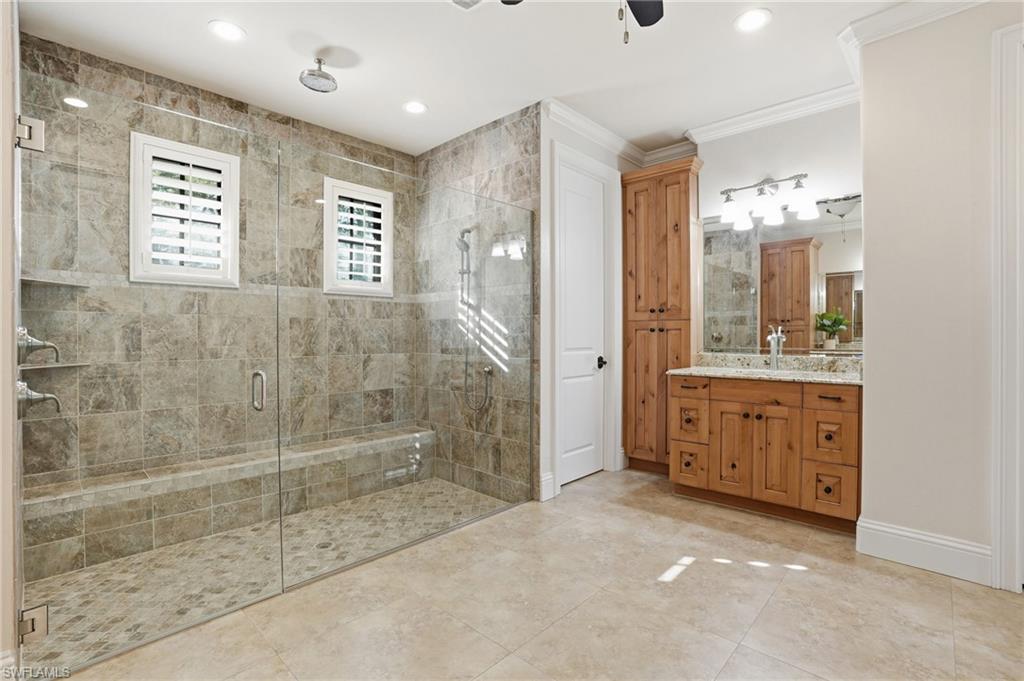 ROYAL PALM GOLF ESTATES - Residential