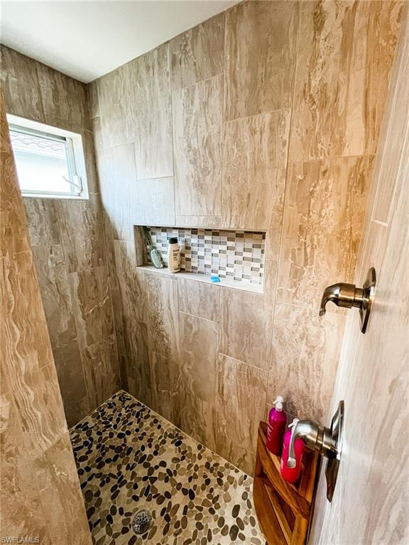 VANDERBILT COUNTRY CLUB - Residential