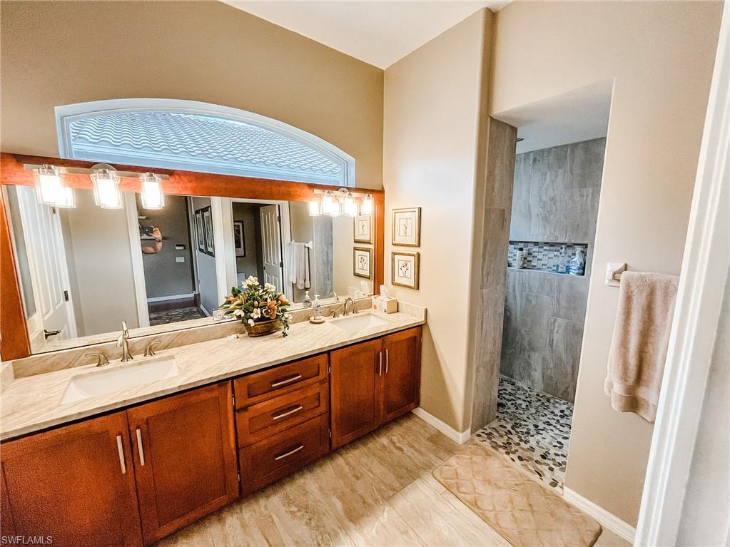 VANDERBILT COUNTRY CLUB - Residential