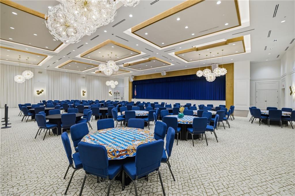 VALENCIA TRAILS - Residential