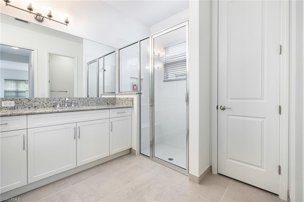 VALENCIA TRAILS - Residential