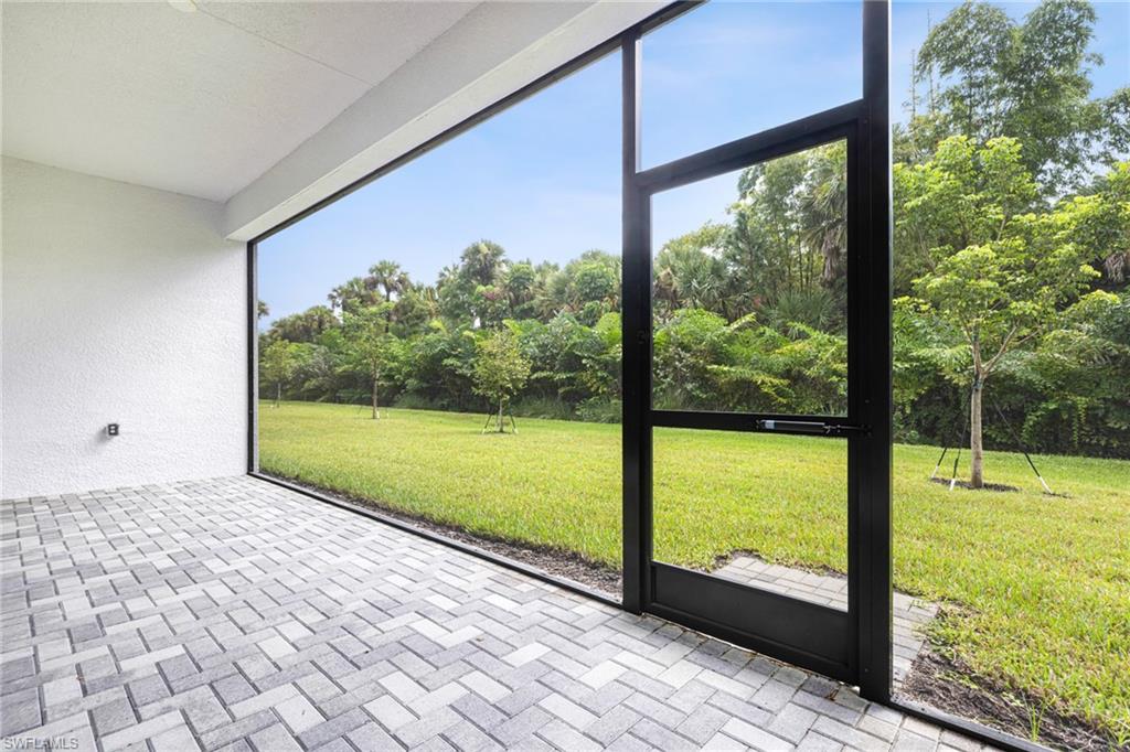 VALENCIA TRAILS - Residential