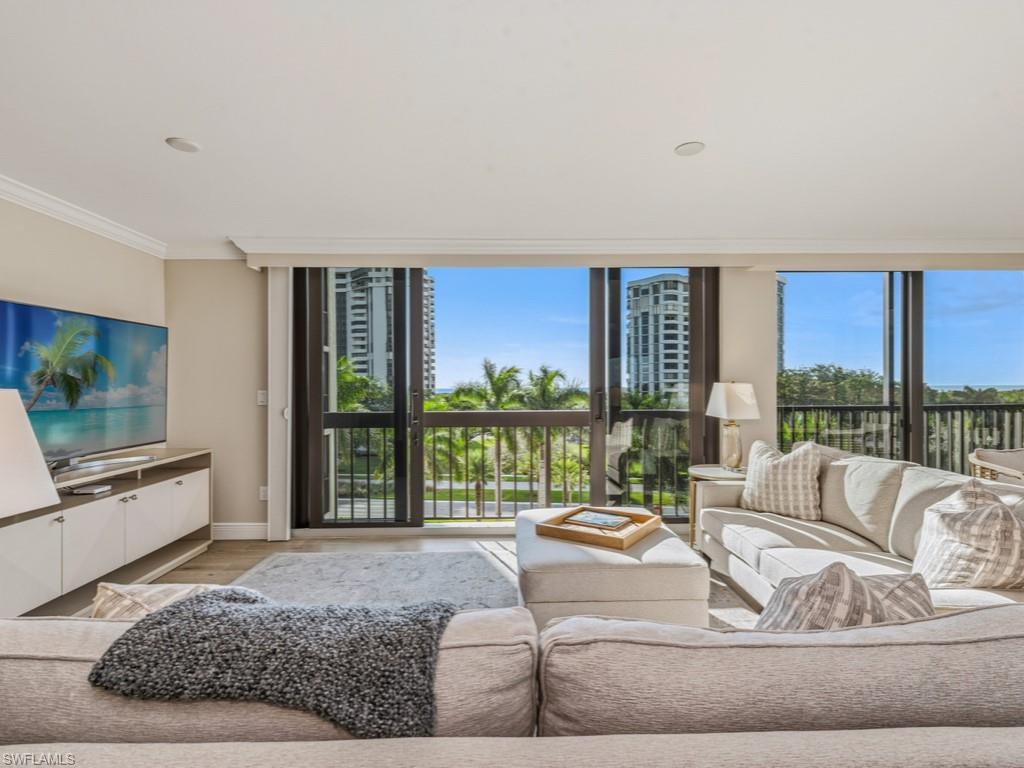 CHATEAUMERE ROYALE - Residential