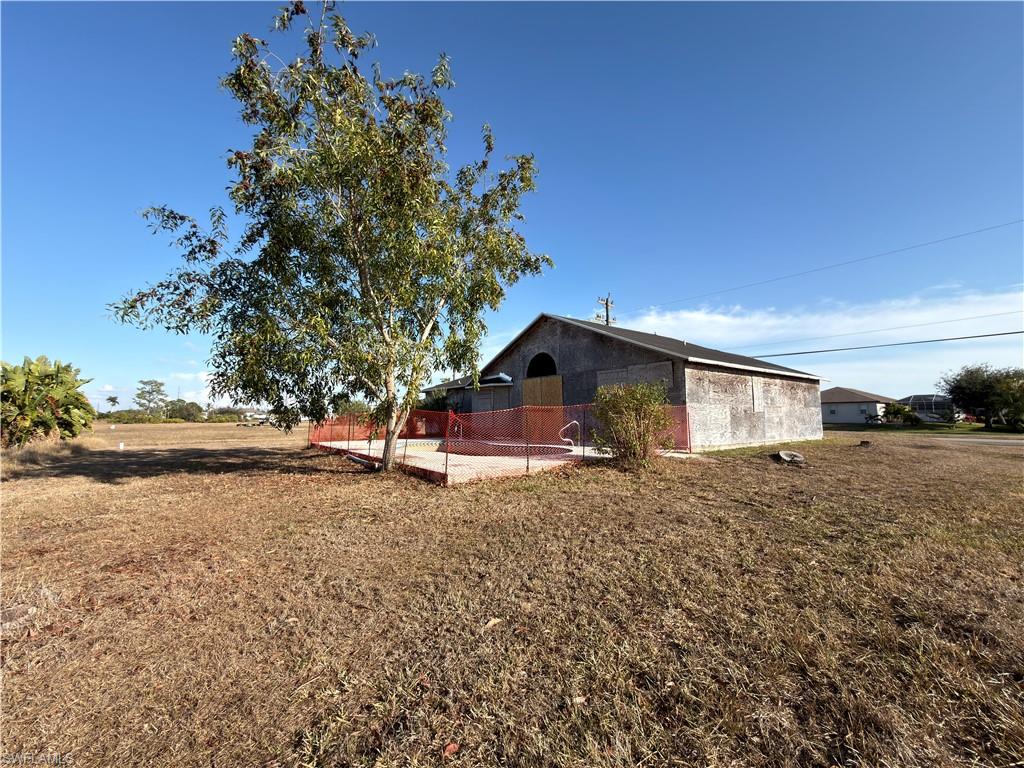 CAPE CORAL - Residential