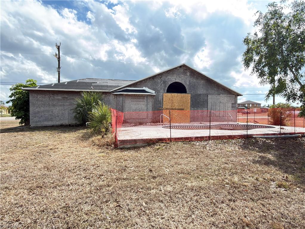 CAPE CORAL - Residential