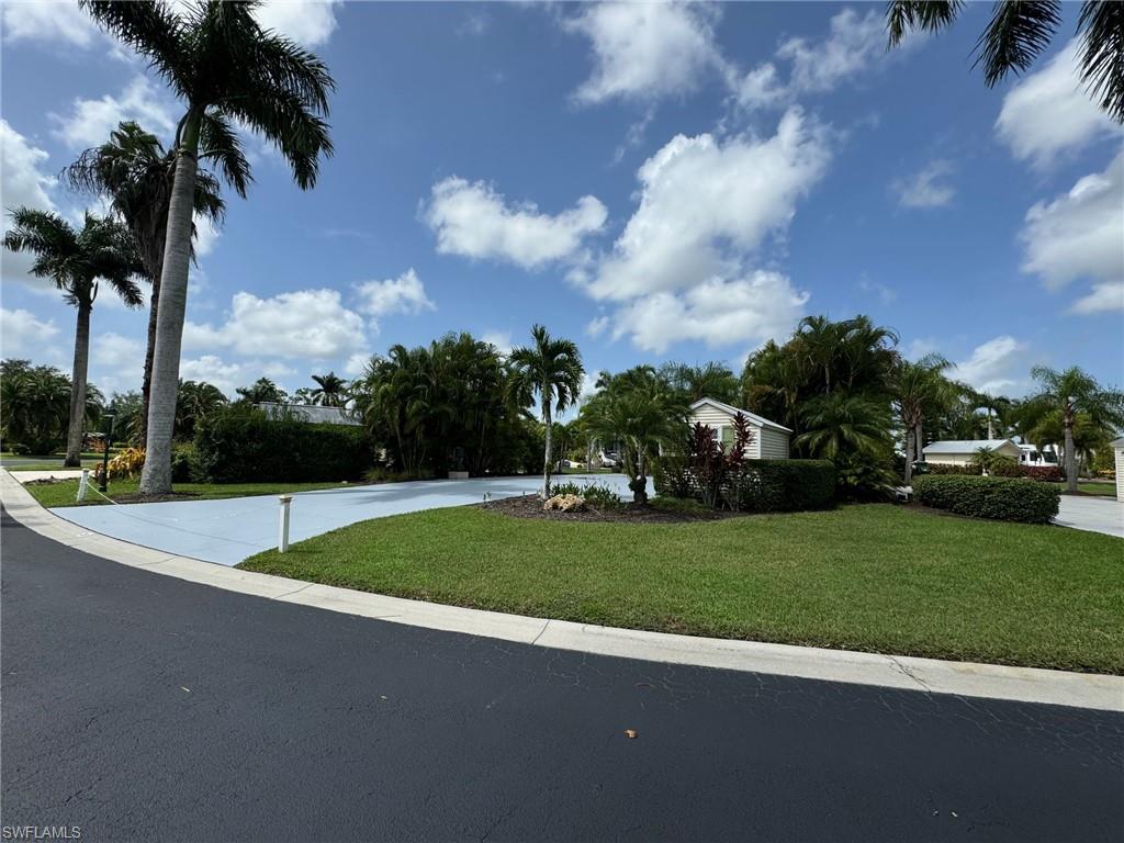 RIVERBEND MOTORCOACH RESORT - Land