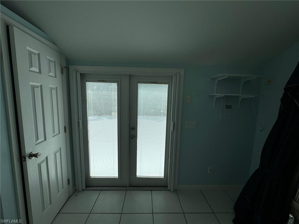 RIVERBEND MOTORCOACH RESORT - Land