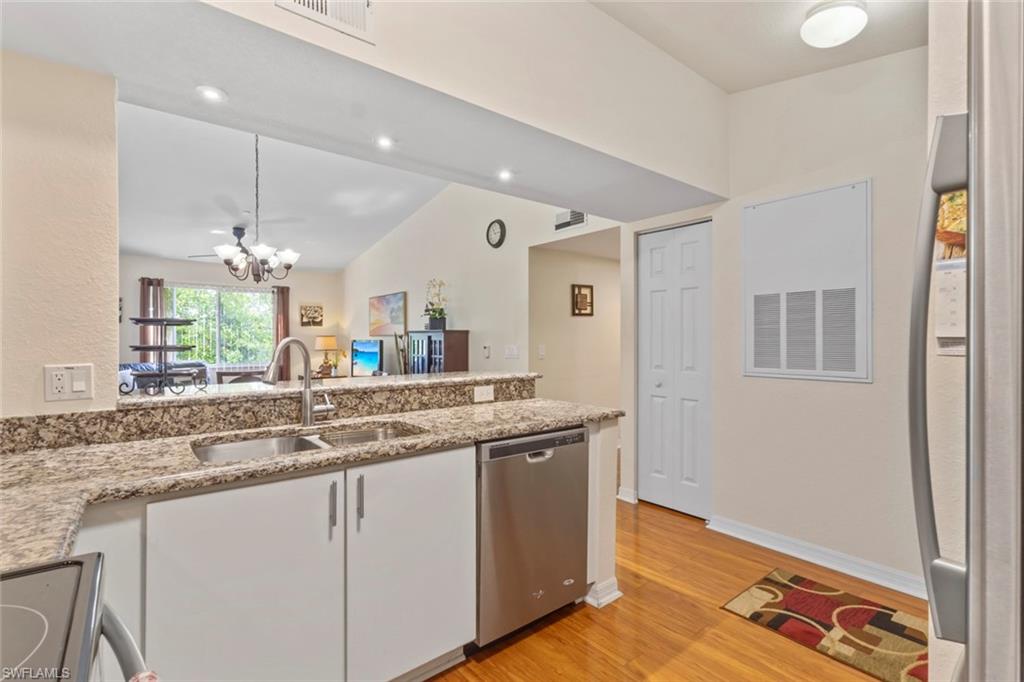 KEY ROYAL CONDOMINIUMS - Residential