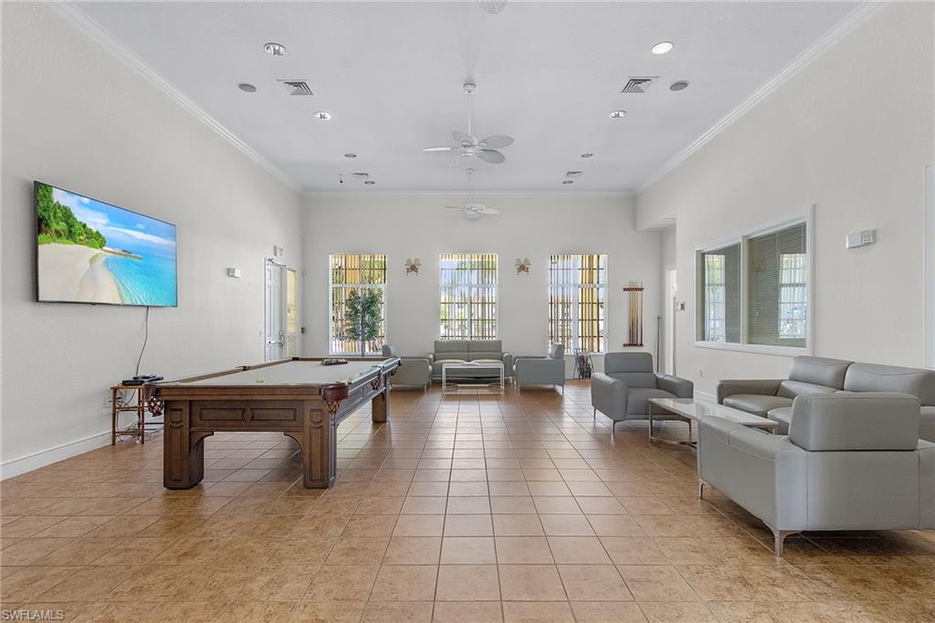 KEY ROYAL CONDOMINIUMS - Residential