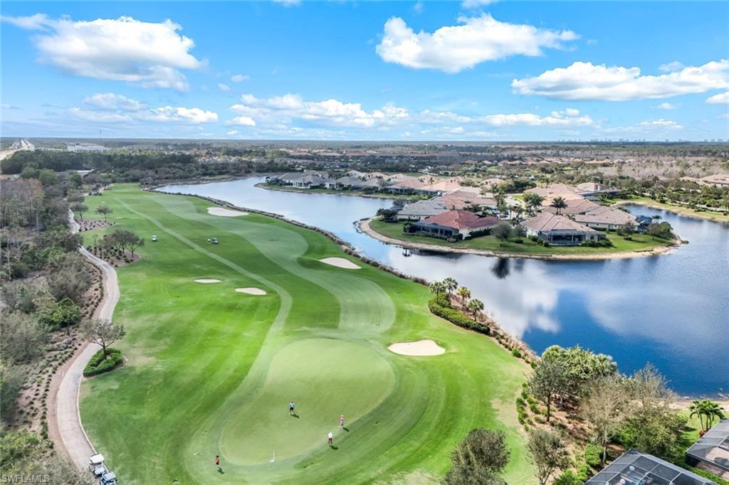 ESPLANADE - Residential