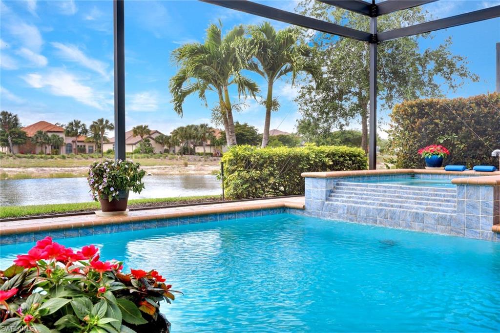 ESPLANADE - Residential