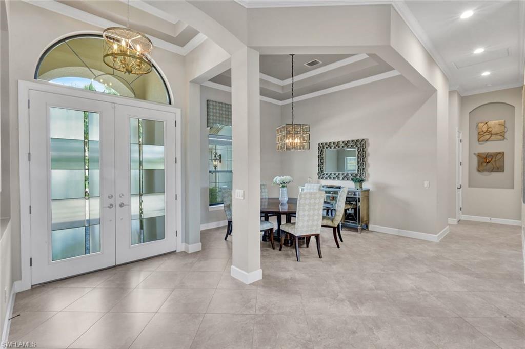 ESPLANADE - Residential