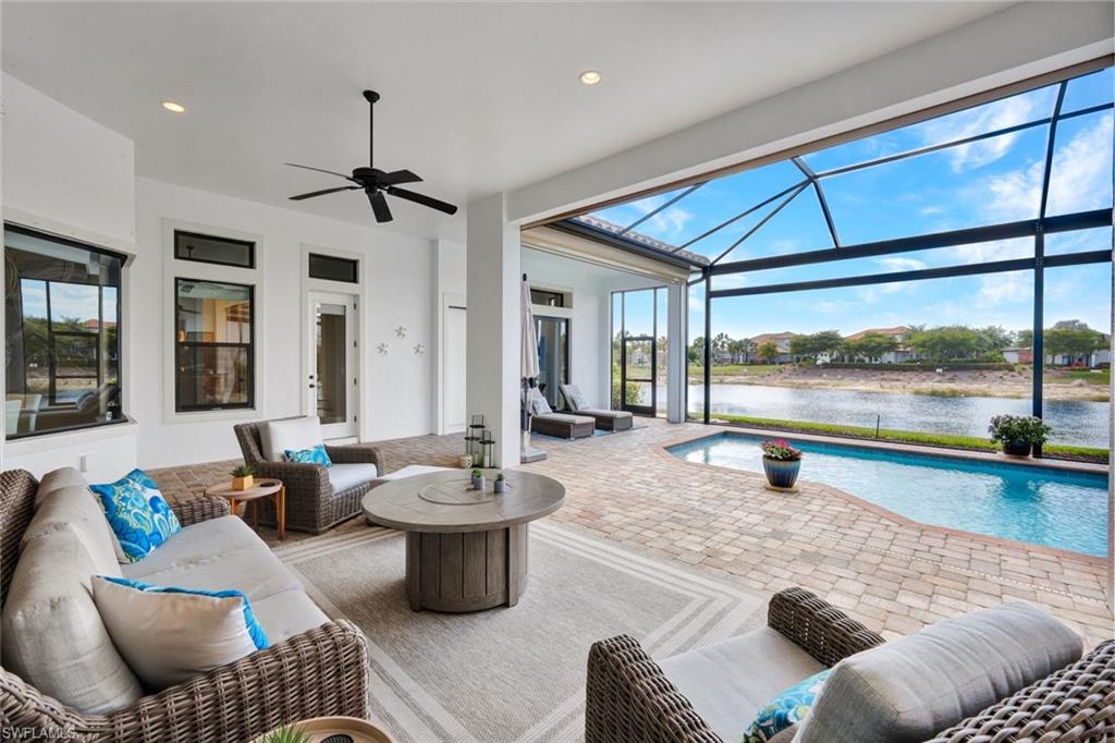 ESPLANADE - Residential