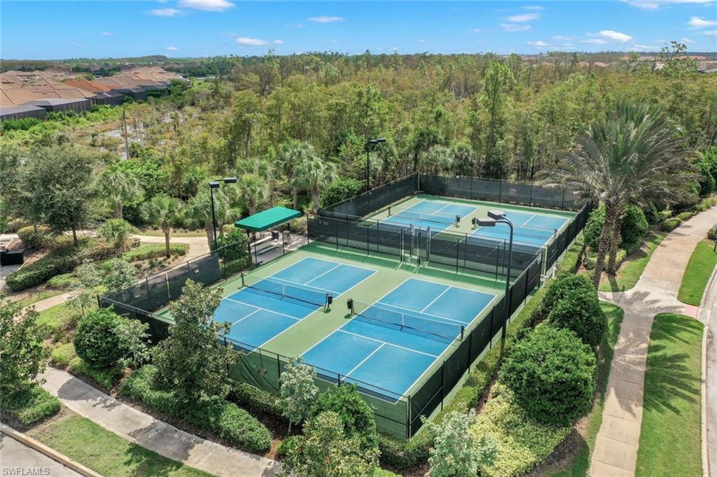 ESPLANADE - Residential