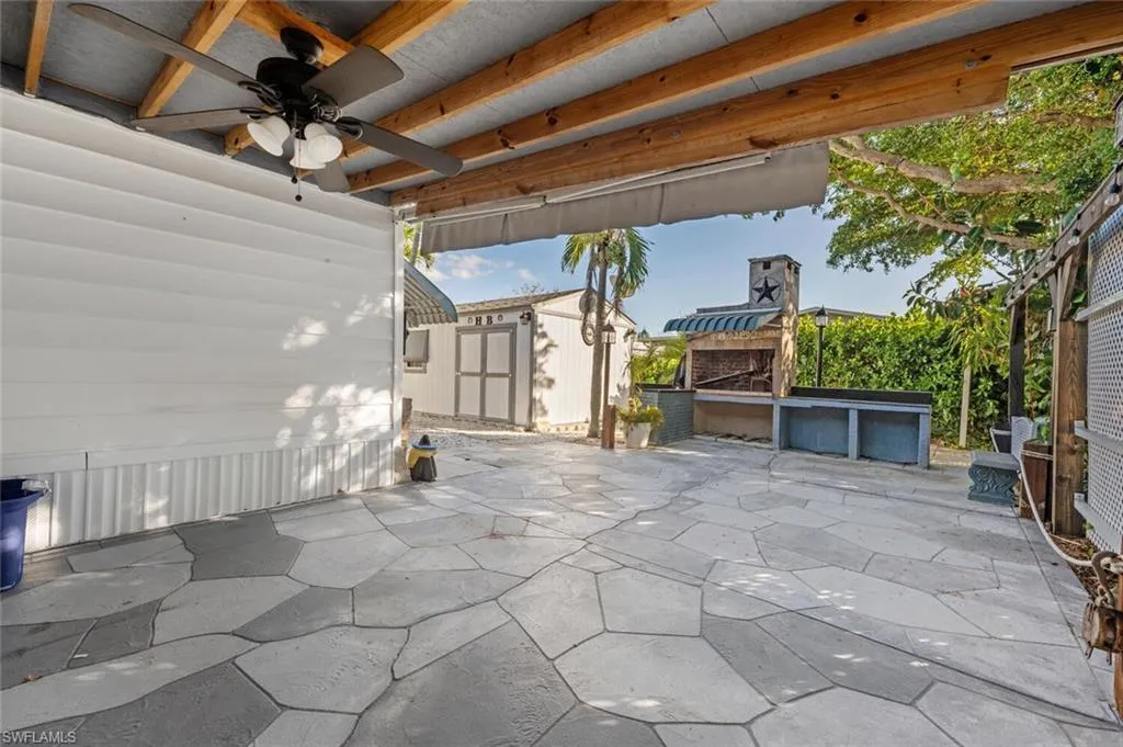 Naples, Florida 34104, United States, 2 Bedrooms Bedrooms, ,2 BathroomsBathrooms,Residential,Pending,152117