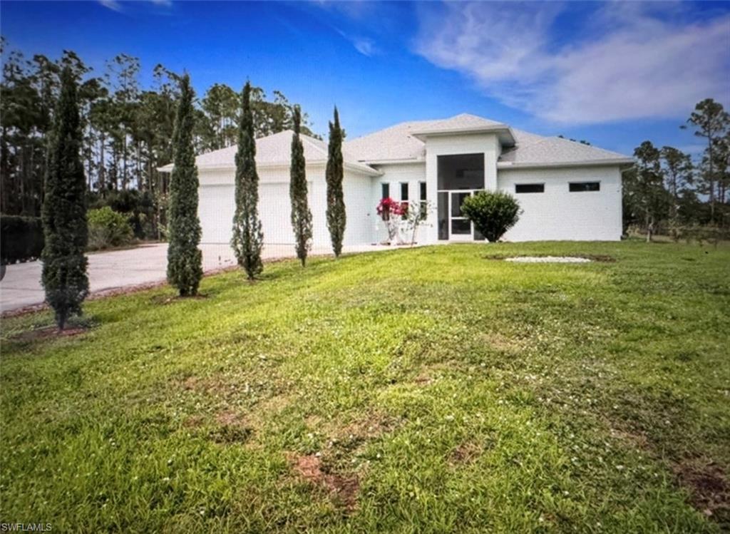 GOLDEN GATE ESTATES - Residential