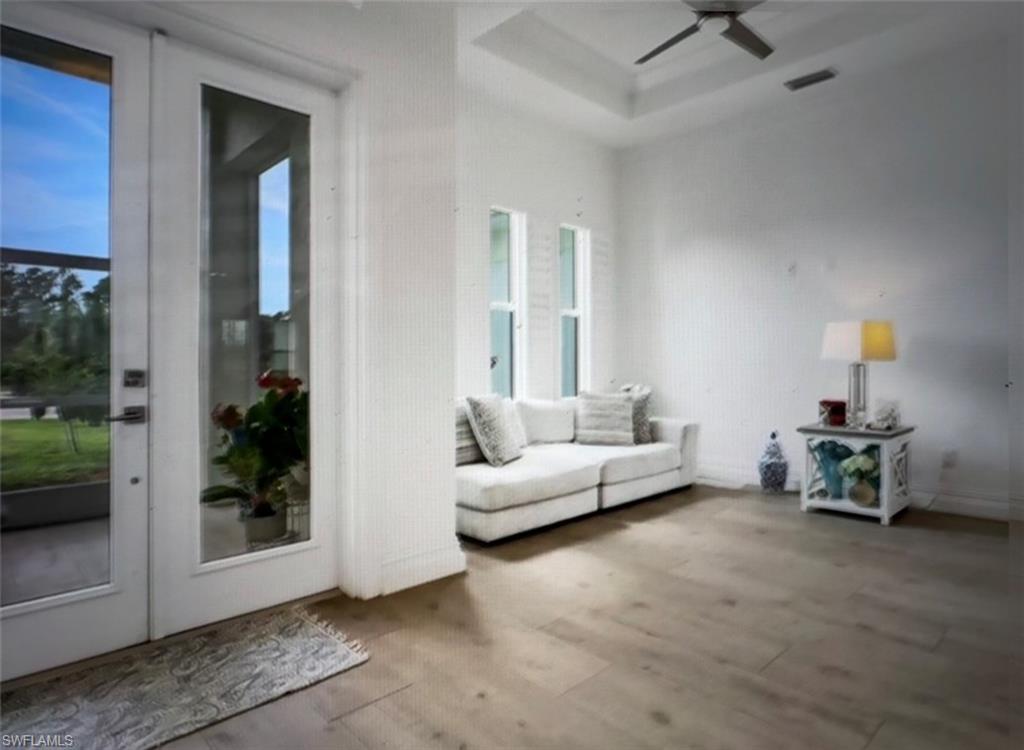 GOLDEN GATE ESTATES - Residential