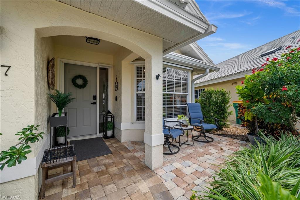 1597 Weybridge CIR 13