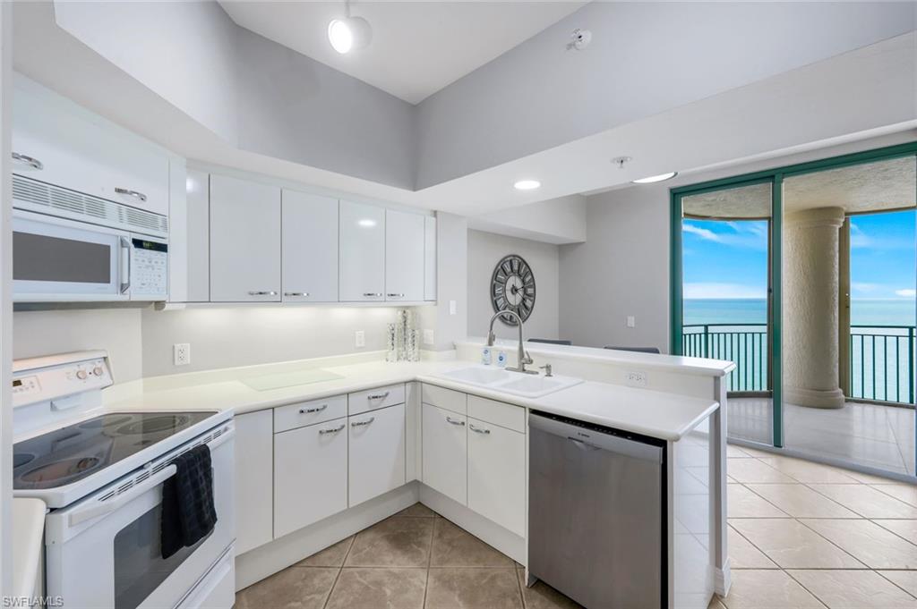 MONTERREY AT CAPE MARCO - Residential