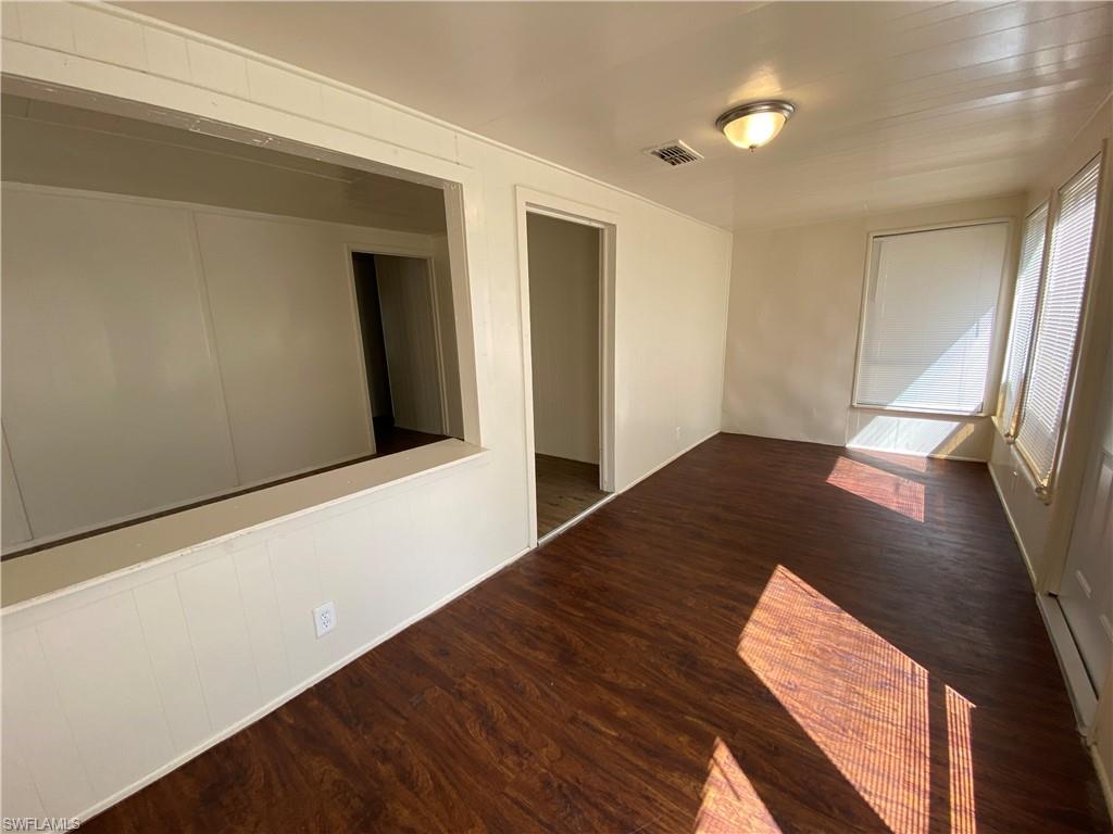 SUNCOAST ESTATES UNREC - Residential Lease