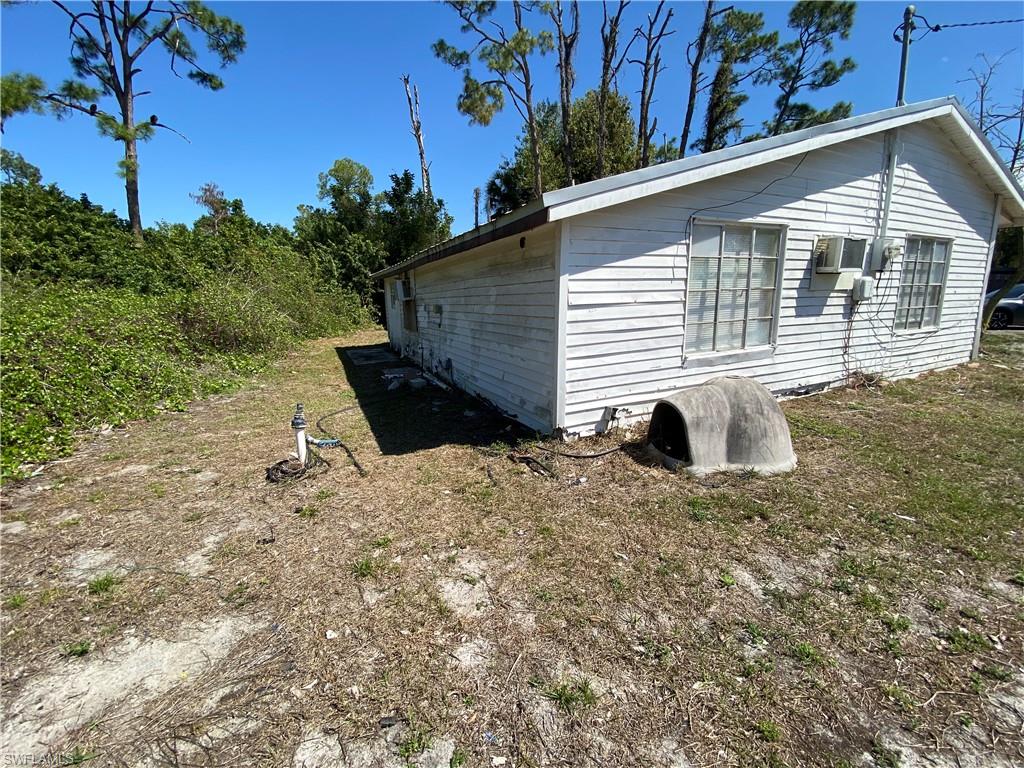 SUNCOAST ESTATES UNREC - Residential Lease