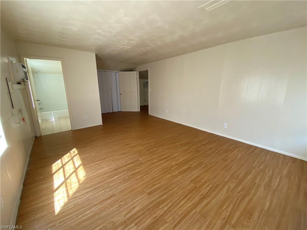 SUNCOAST ESTATES UNREC - Residential Lease