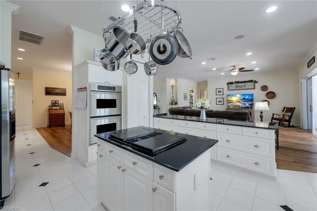 GOLDEN GATE ESTATES - Residential