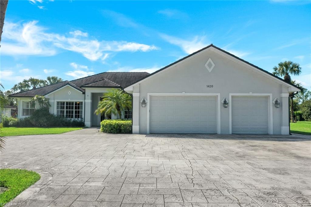 GOLDEN GATE ESTATES - Residential