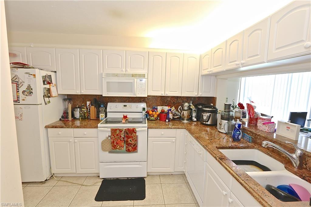 ABBEY AT BERKSHIRE VILLAGE - Residential