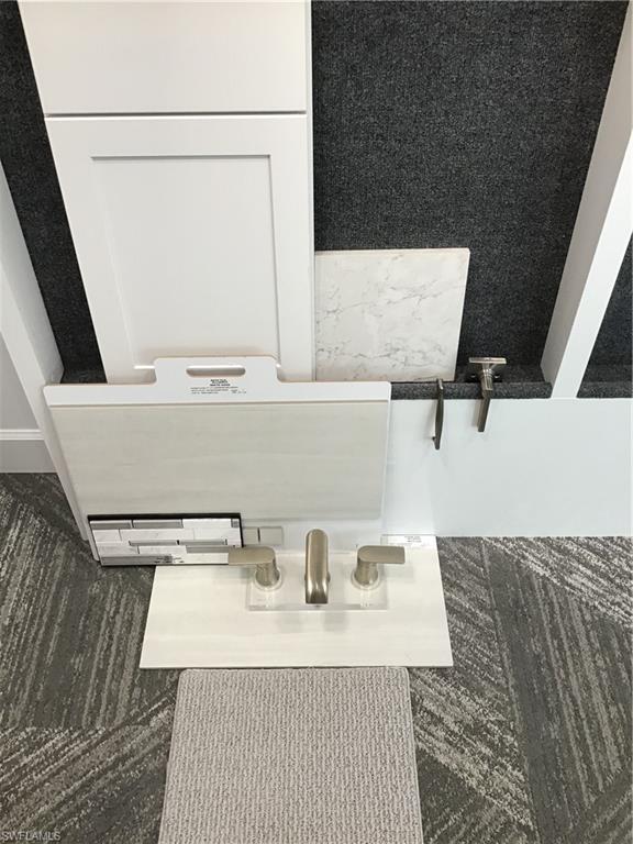 CORKSCREW ESTATES - Residential