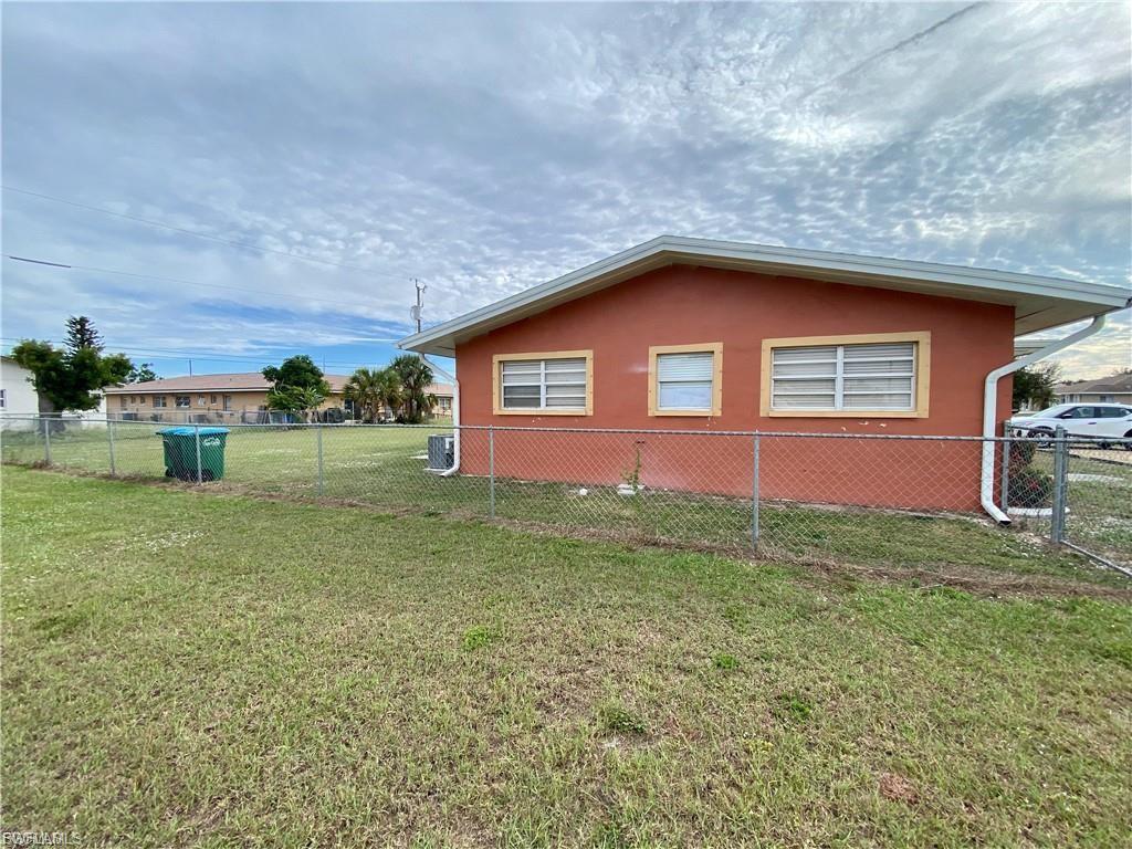 CAPE CORAL - Residential Lease