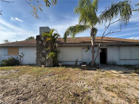 A home in NORTH FORT MYERS