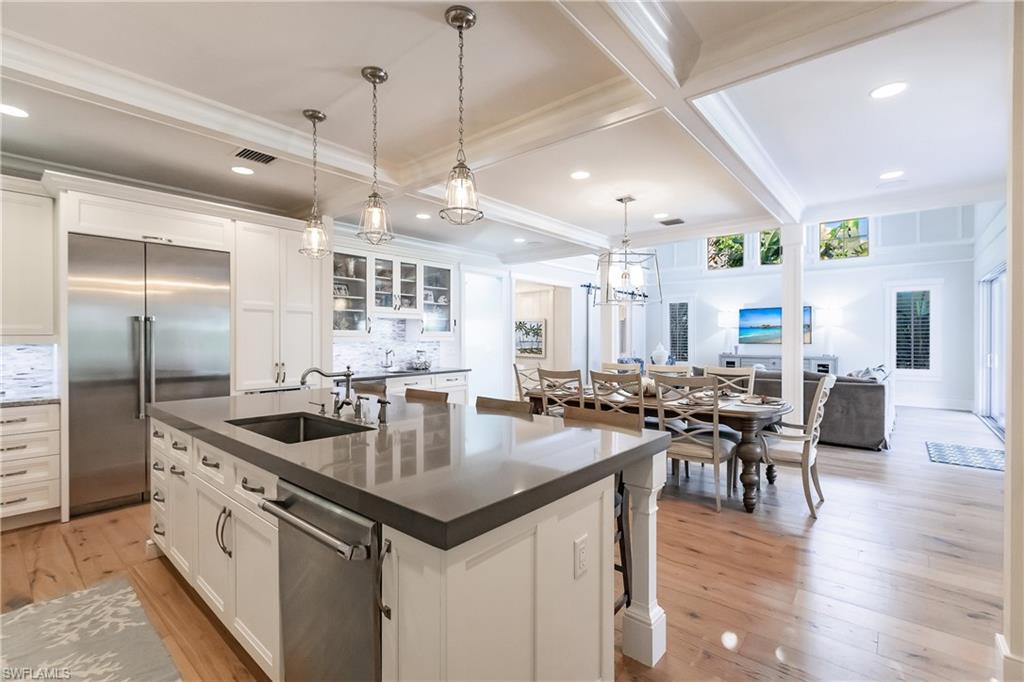 OLDE NAPLES - Residential