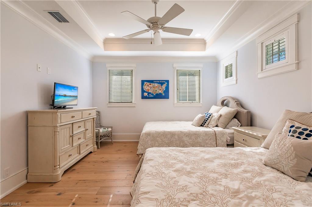 OLDE NAPLES - Residential