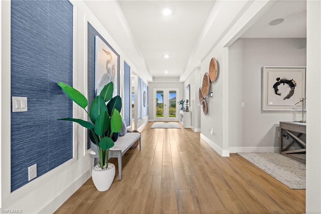 CREEKSIDE RUN - Residential