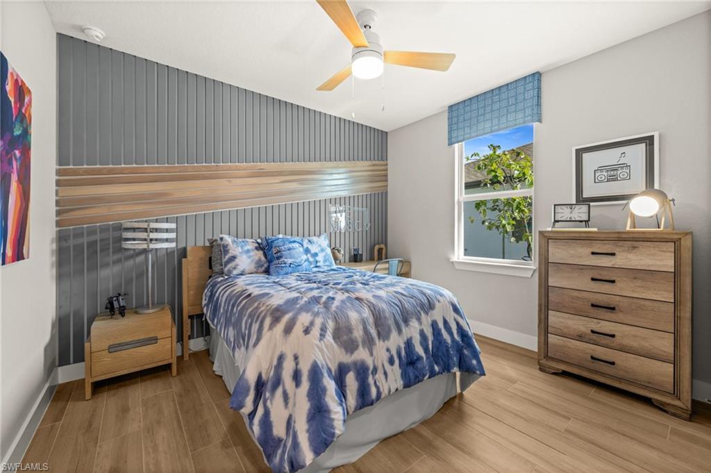 CREEKSIDE RUN - Residential